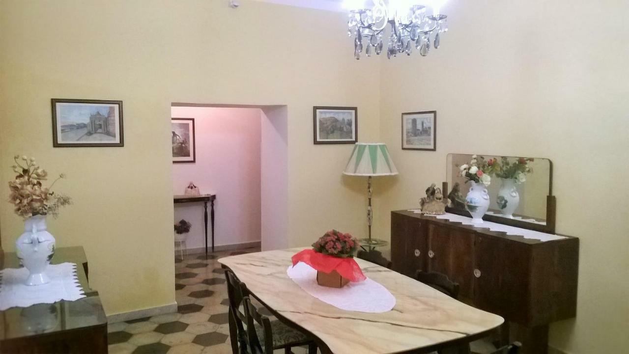 Bed and Breakfast Angelina Antica Dimora Террачина Екстер'єр фото
